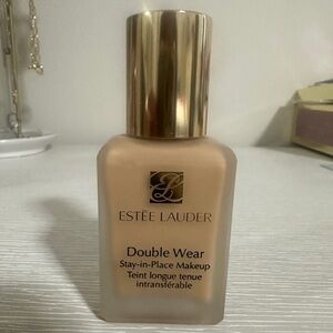 Estee Lauder Double Wear Stay-in-Place Makeup - Dawn Nw1